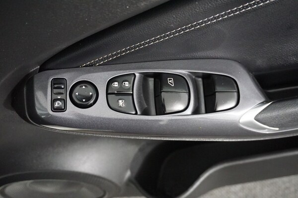 Used Nissan Juke 2024 for sale - 71910038: Photo 17