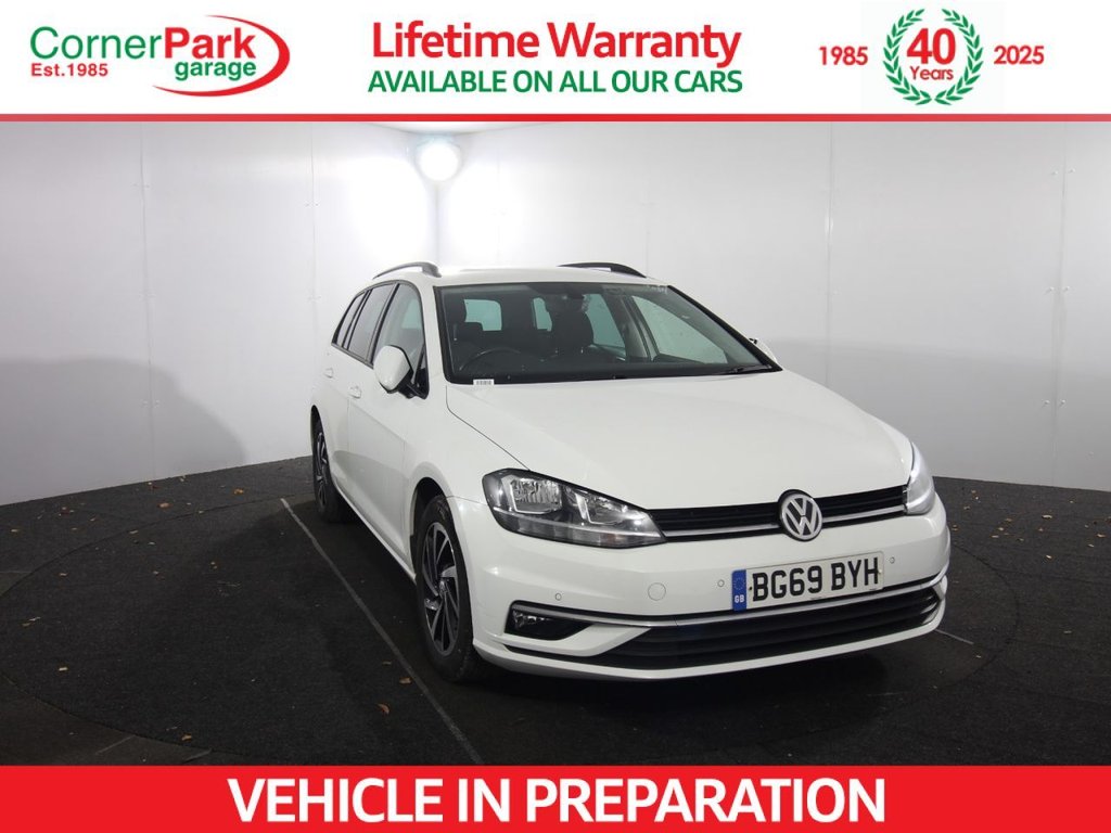 Used Volkswagen Golf 2019 for sale - 76617705: Photo 1