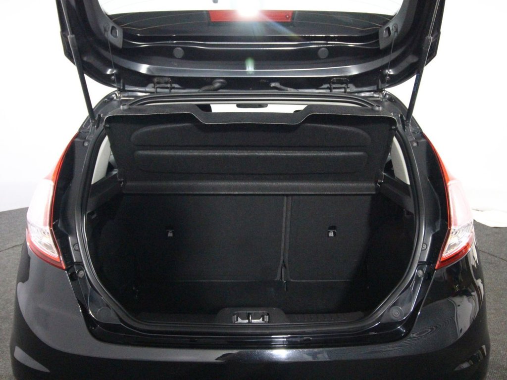 Used Ford Fiesta 2015 for sale - 75942862: Photo 16