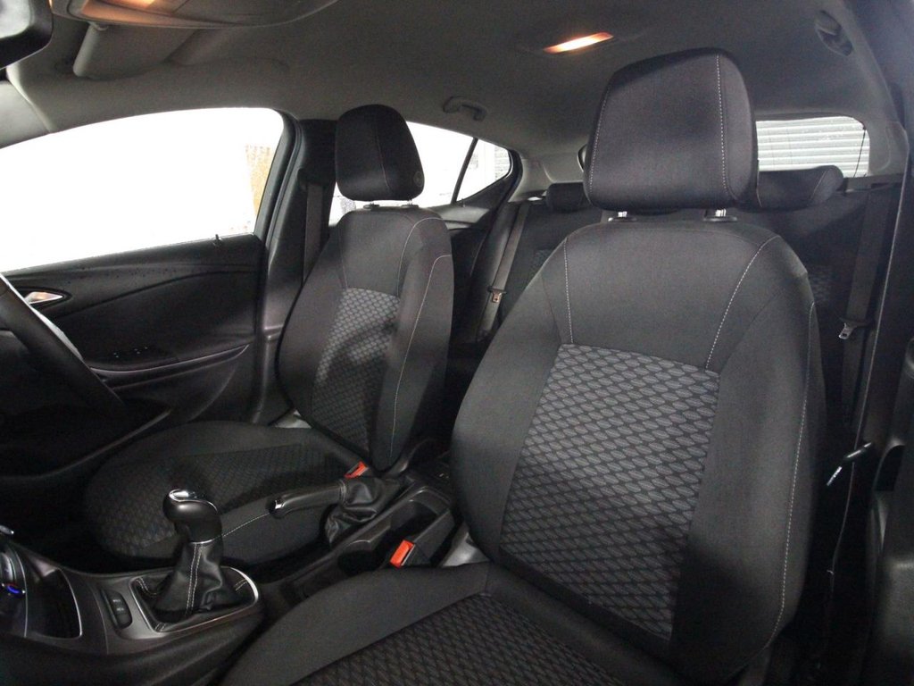 Used Vauxhall Astra 2016 for sale - 76840986: Photo 12