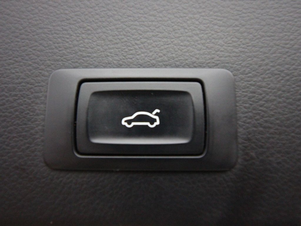 Used Audi A6 Avant 2015 for sale - 75875813: Photo 19