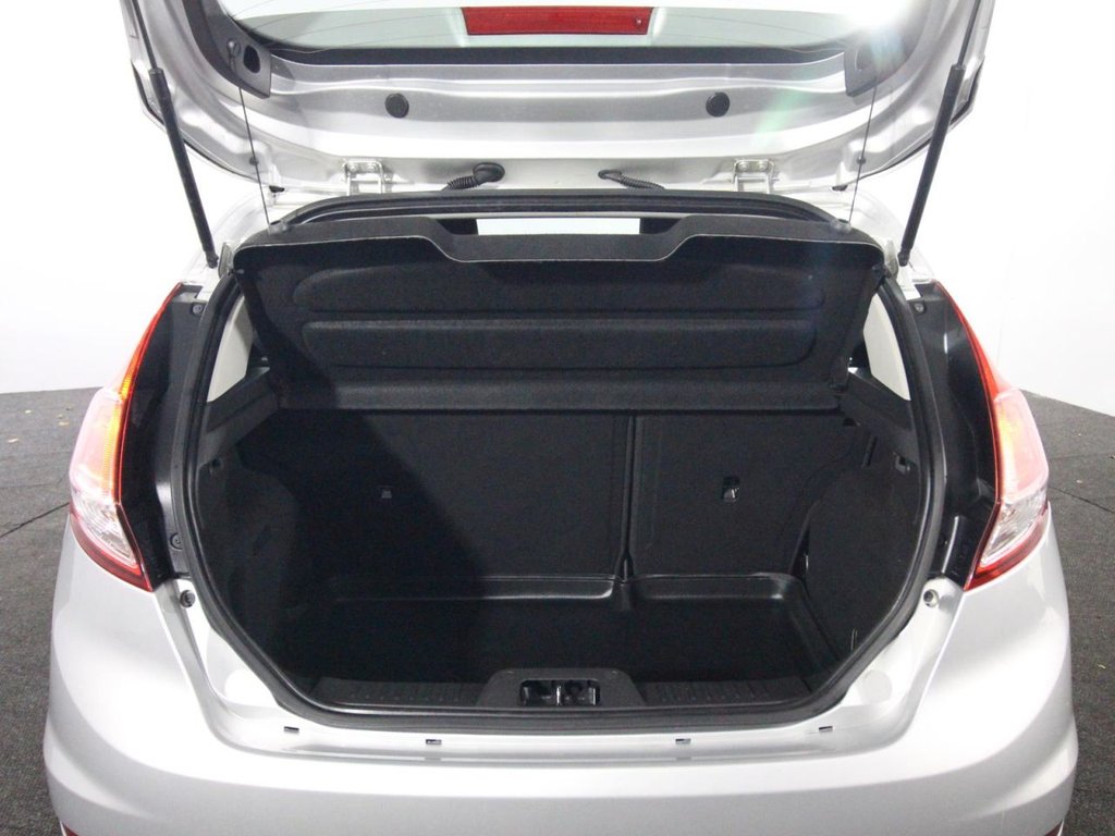 Used Ford Fiesta 2015 for sale - 76559009: Photo 16