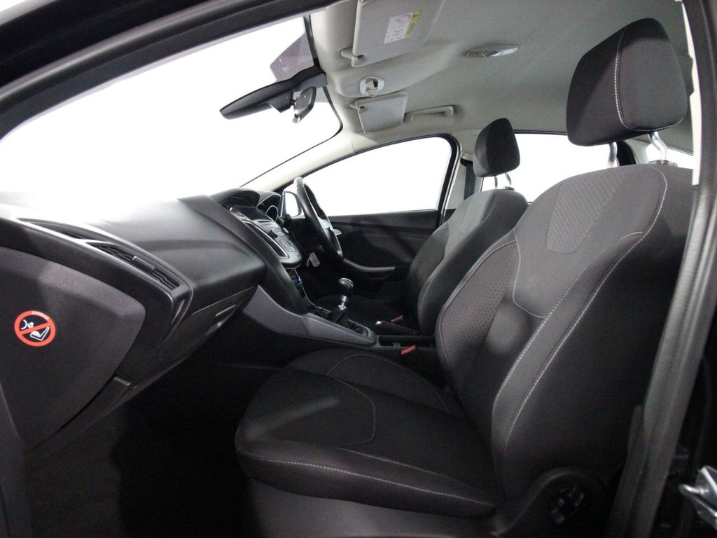 Used Ford Focus 2015 for sale - 75875633: Photo 11