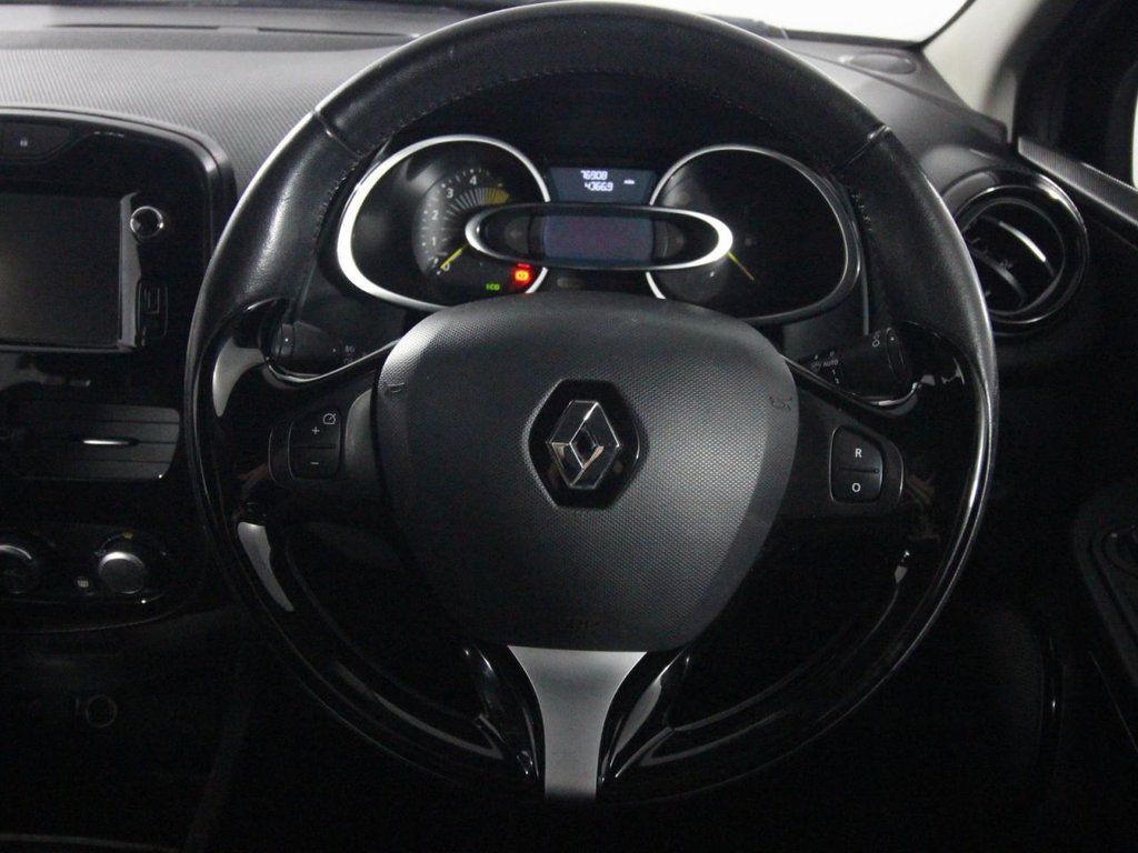 Used Renault Clio 2015 for sale - 77275696: Photo 14
