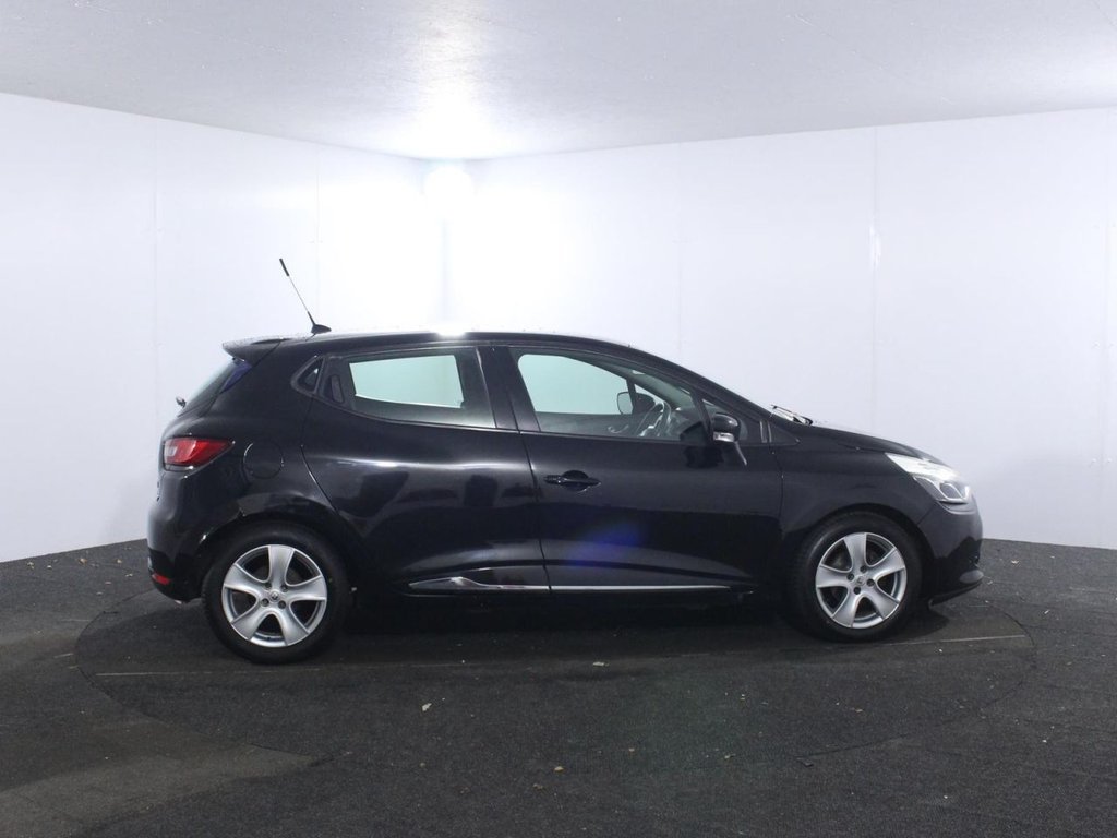 Used Renault Clio 2015 for sale - 77275696: Photo 8