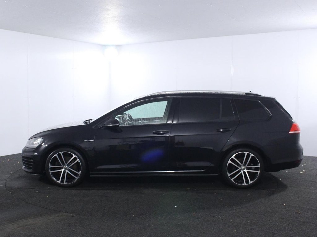 Used Volkswagen Golf 2016 for sale - 76840957: Photo 4