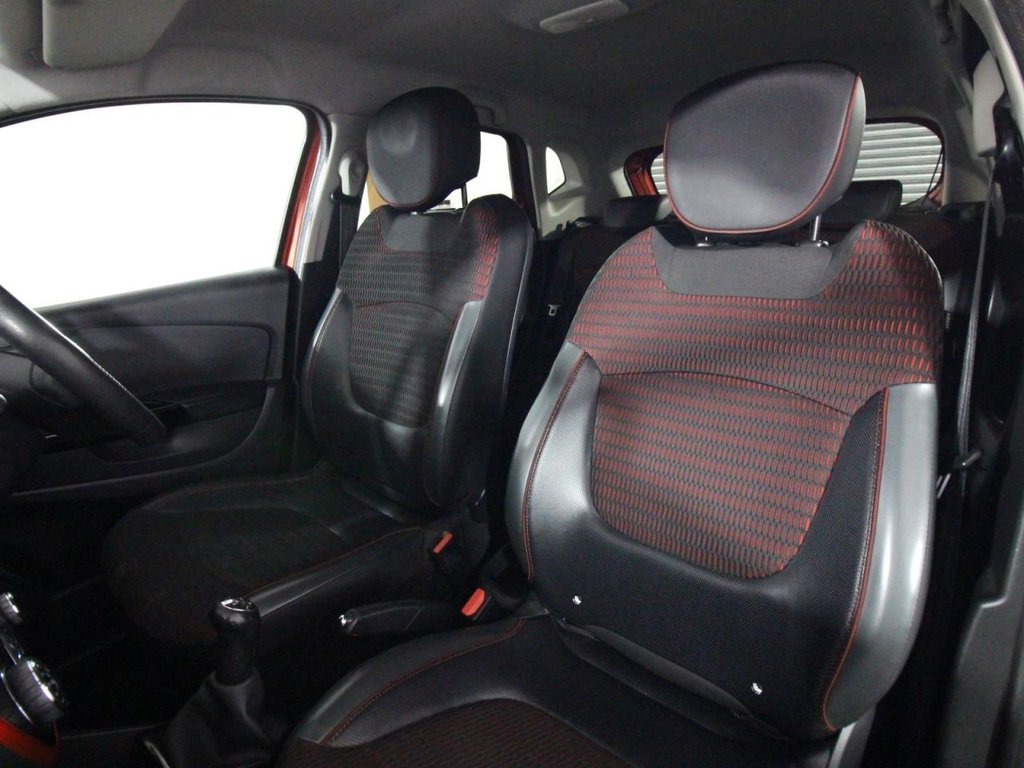 Used Renault Captur 2015 for sale - 76454090: Photo 12