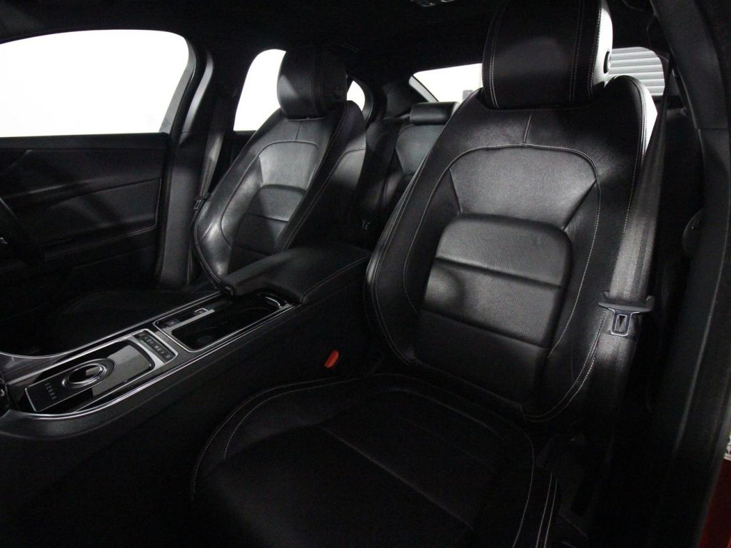 Used Jaguar XE 2019 for sale - 76454336: Photo 12