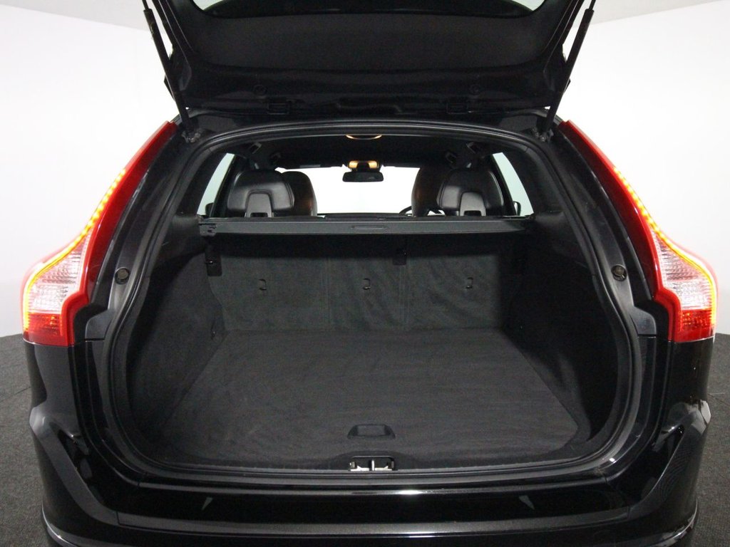 Used Volvo XC60 2017 for sale - 75727406: Photo 16