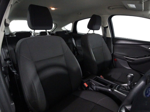 Used Ford Focus 2016 for sale - 76322896: Photo 10