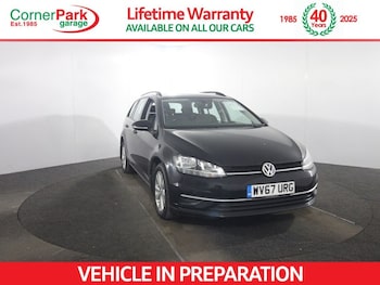 Used Volkswagen Golf 2017 for sale - 77936127: Photo