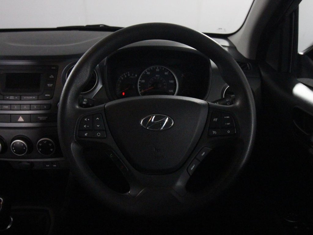 Used Hyundai i10 2017 for sale - 77748094: Photo 14