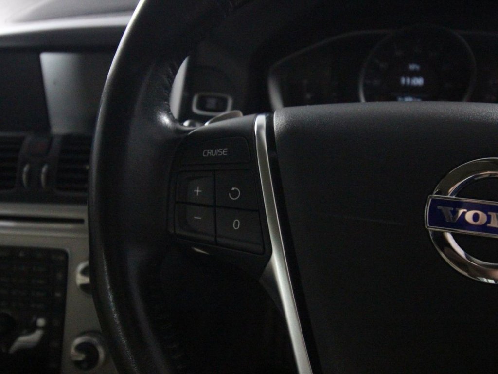 Used Volvo XC60 2017 for sale - 76356537: Photo 20