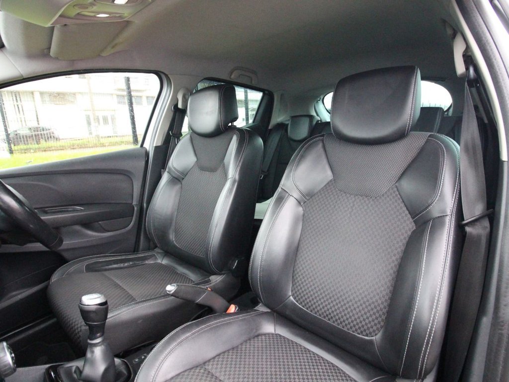 Used Renault Clio 2018 for sale - 76417039: Photo 12