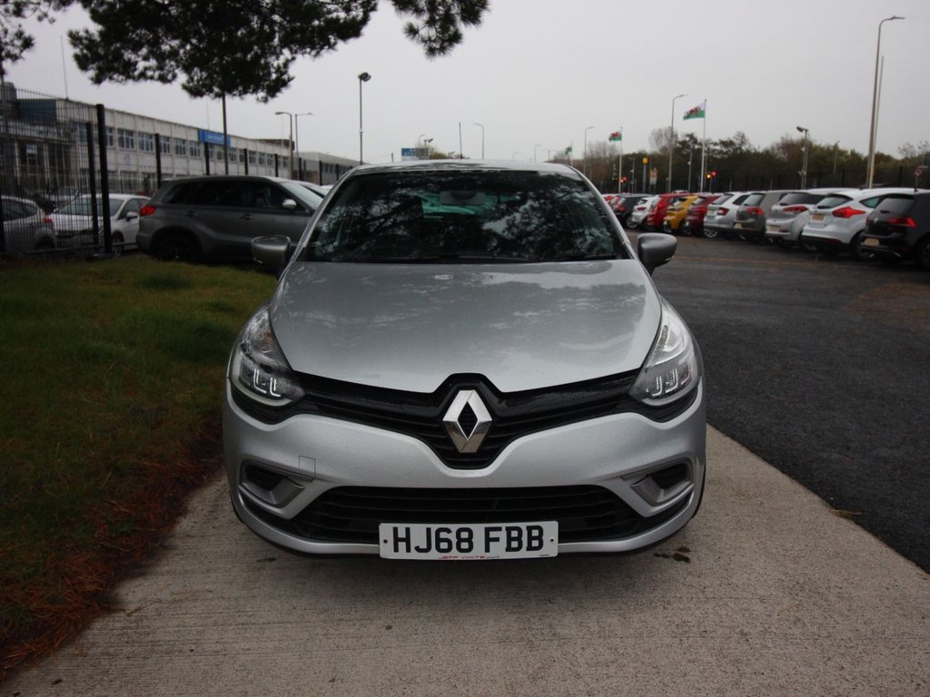 Used Renault Clio 2018 for sale - 76417039: Photo 2