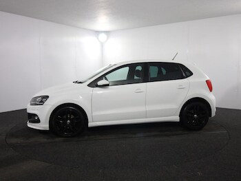 Used Volkswagen Polo 2017 for sale - 75292991: Photo