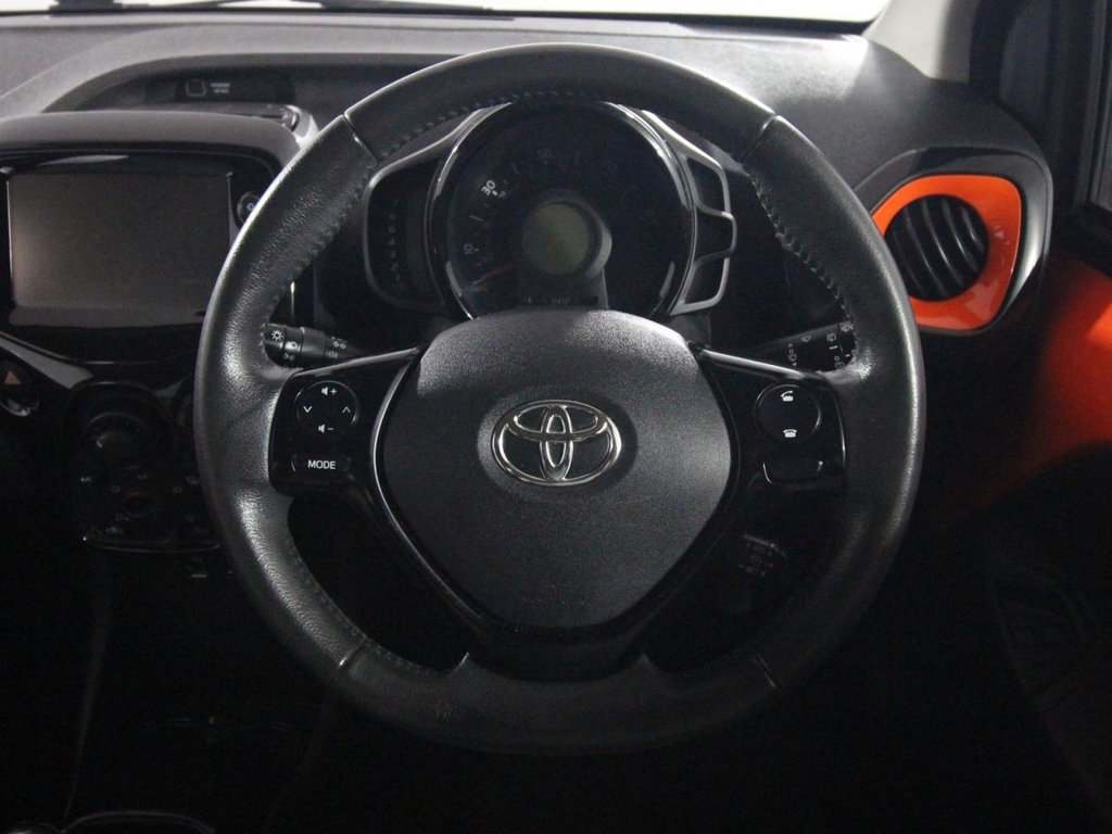 Used Toyota AYGO 2015 for sale - 77188405: Photo 14