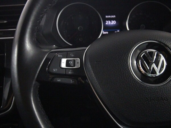 Used Volkswagen Tiguan 2018 for sale - 75384079: Photo 15