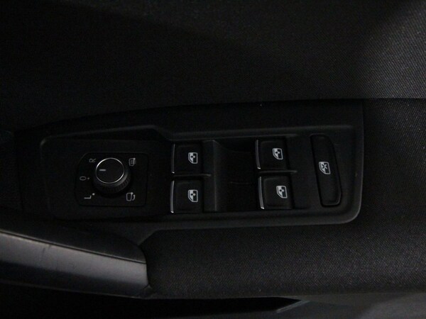 Used Volkswagen Tiguan 2018 for sale - 75384079: Photo 17