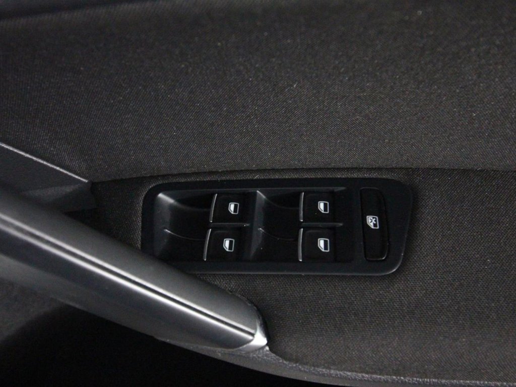 Used Volkswagen Golf 2015 for sale - 76496677: Photo 17