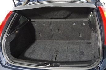 Used Volvo V40 2015 for sale - 77436513: Photo 19