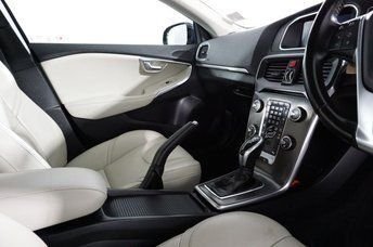 Used Volvo V40 2015 for sale - 77436513: Photo 9