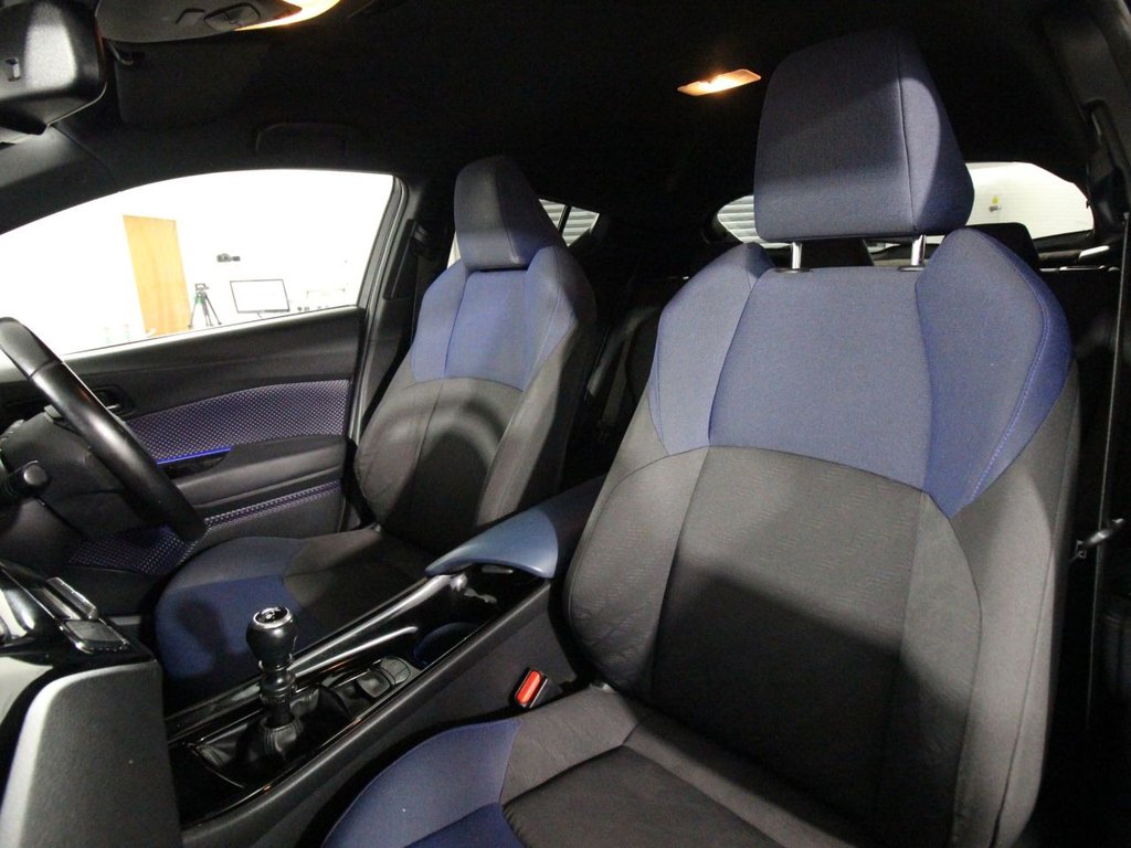 Used Toyota C-HR 2016 for sale - 77669023: Photo 12