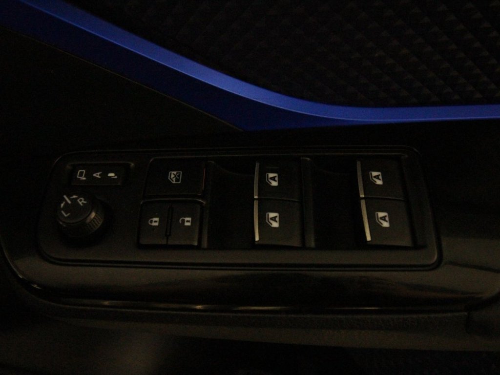 Used Toyota C-HR 2016 for sale - 77669023: Photo 16