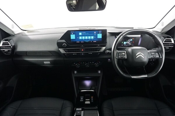 Used Citroen e-C4 2023 for sale - 72800367: Photo 13