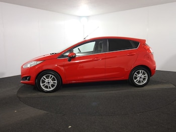 Used Ford Fiesta 2015 for sale - 76057048: Photo 4
