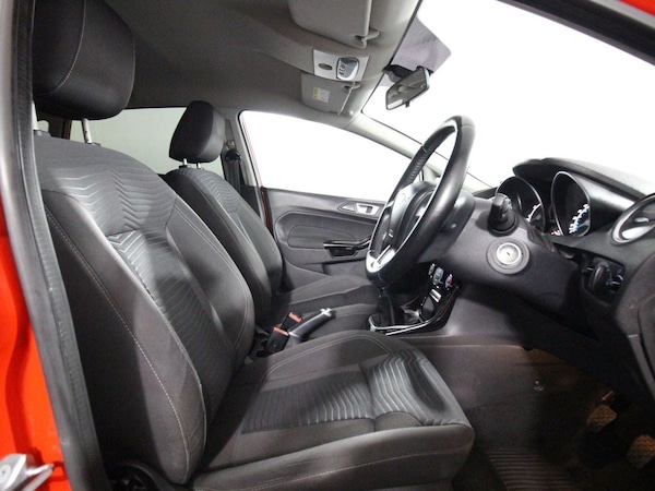 Used Ford Fiesta 2015 for sale - 76057048: Photo 9