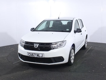 Used Dacia Sandero 2017 for sale - 76496252: Photo