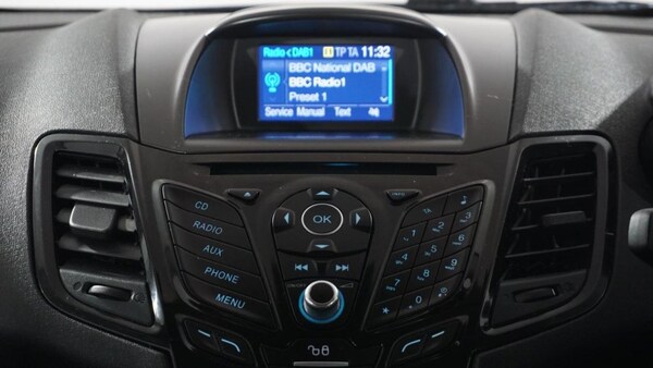 Used Ford Fiesta 2015 for sale - 74319884: Photo 14