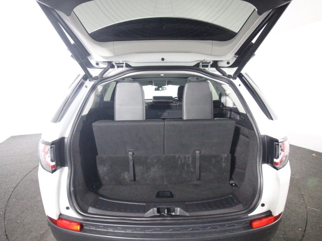 Used Land Rover Discovery Sport 2017 for sale - 78016778: Photo 17