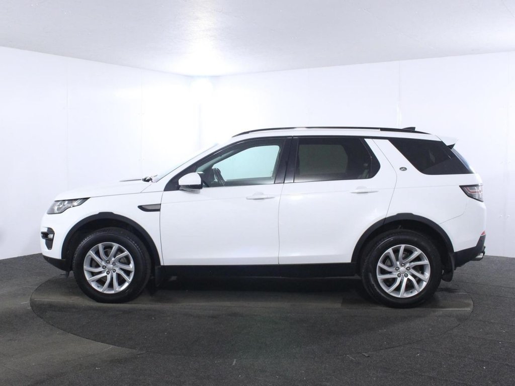 Used Land Rover Discovery Sport 2017 for sale - 78016778: Photo 4