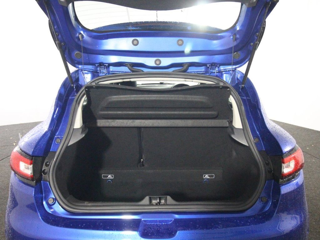 Used Renault Clio 2018 for sale - 76558995: Photo 16