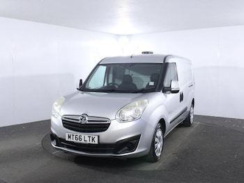 Used Vauxhall Combo 2016 for sale - 79288589: Photo