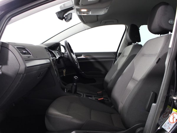 Used Volkswagen Golf 2020 for sale - 74296028: Photo 11