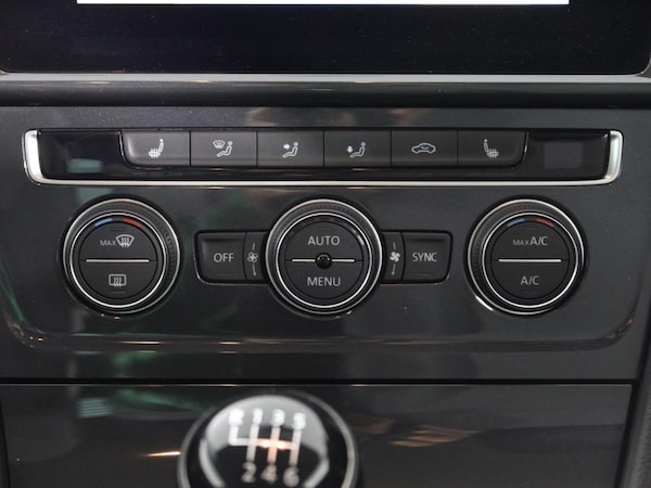 Used Volkswagen Golf 2020 for sale - 74296028: Photo 15
