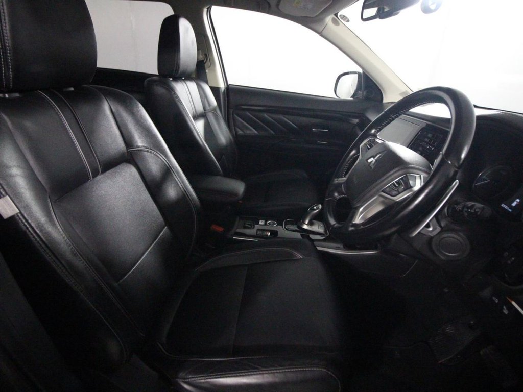 Used Mitsubishi Outlander 2018 for sale - 77571823: Photo 9