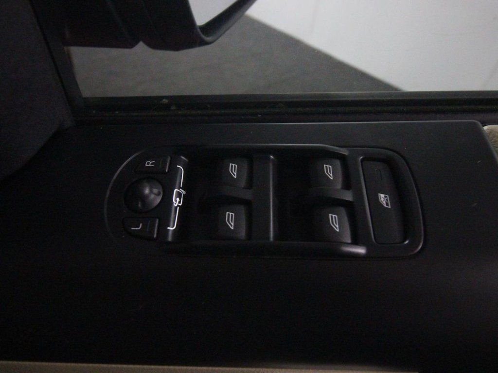 Used Land Rover Freelander 2013 for sale - 78016764: Photo 18