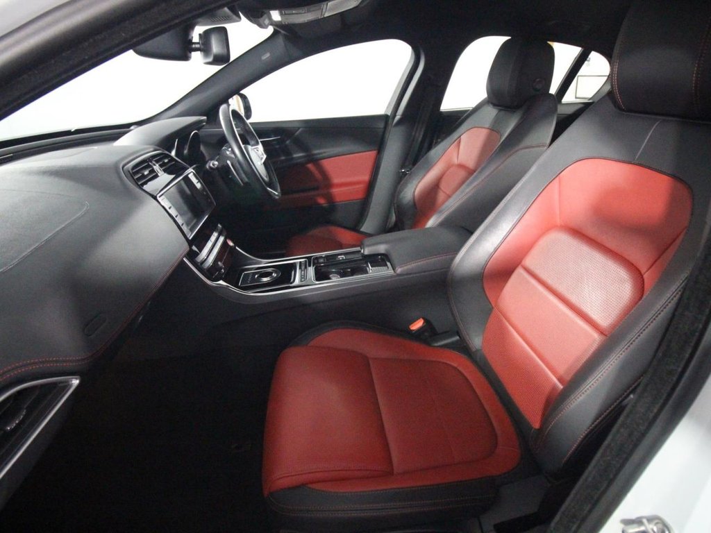 Used Jaguar XE 2018 for sale - 77571577: Photo 11