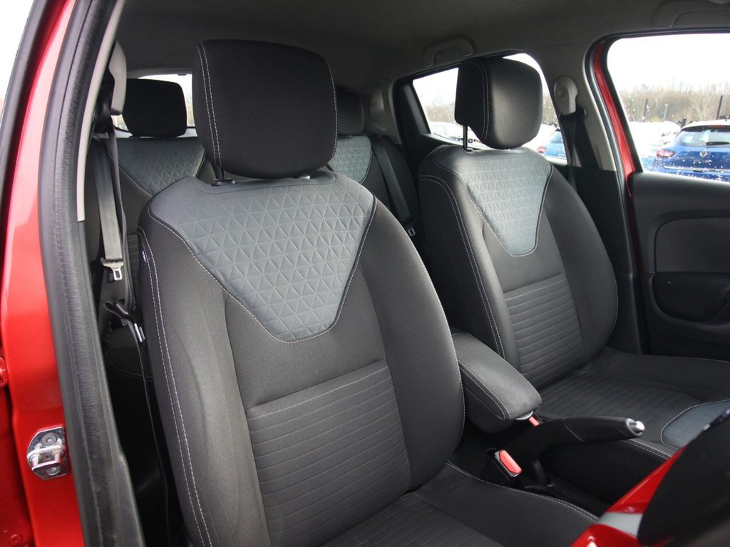 Used Renault Clio 2015 for sale - 77275737: Photo 10