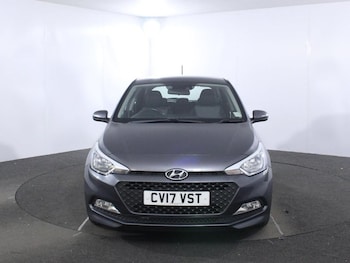 Used Hyundai i20 2017 for sale - 79177987: Photo