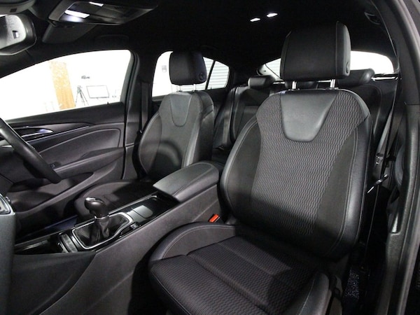 Used Vauxhall Insignia 2019 for sale - 75642149: Photo 12