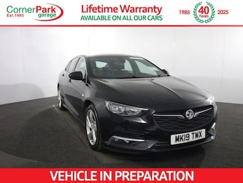 Vauxhall - Insignia