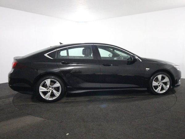 Used Vauxhall Insignia 2019 for sale - 75642149: Photo 8