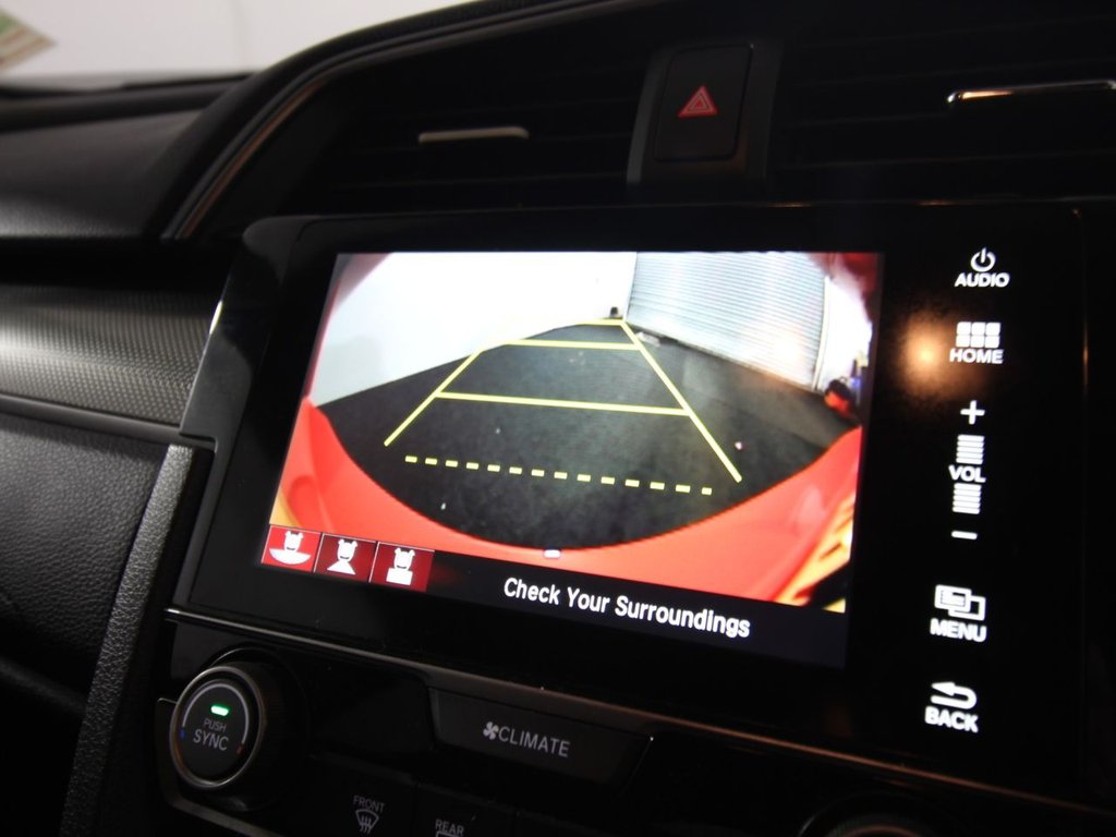 Used Honda Civic 2019 for sale - 76292010: Photo 19