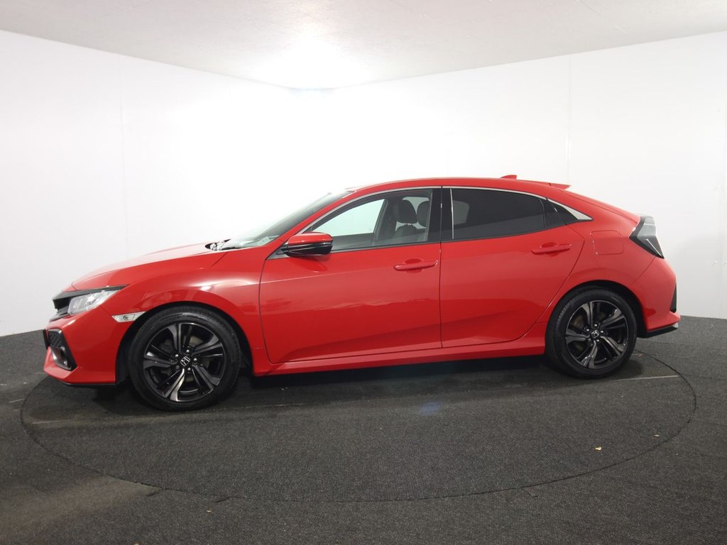 Used Honda Civic 2019 for sale - 76292010: Photo 4