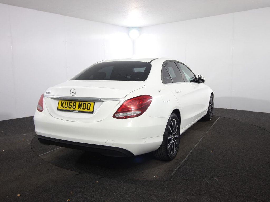 Used Mercedes-Benz C Class 2018 for sale - 76333547: Photo 7